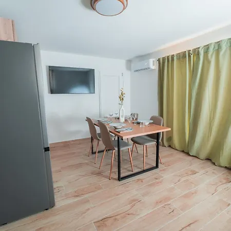 Harmonia Haz Apartment